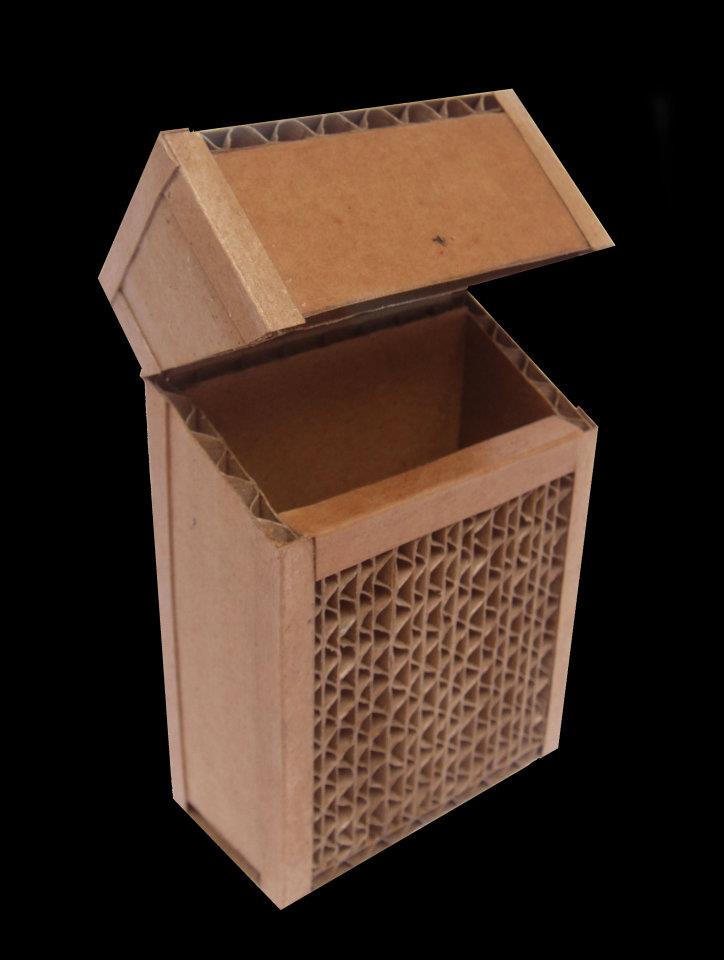 Boite faite de carton