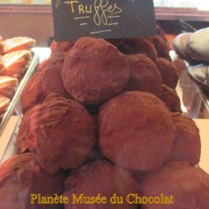 truffes en chocolat au musée du Maitre Chocolatier Serge Couzicou