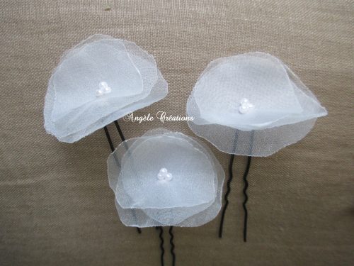 Epingle à cheveux en organdi perlé