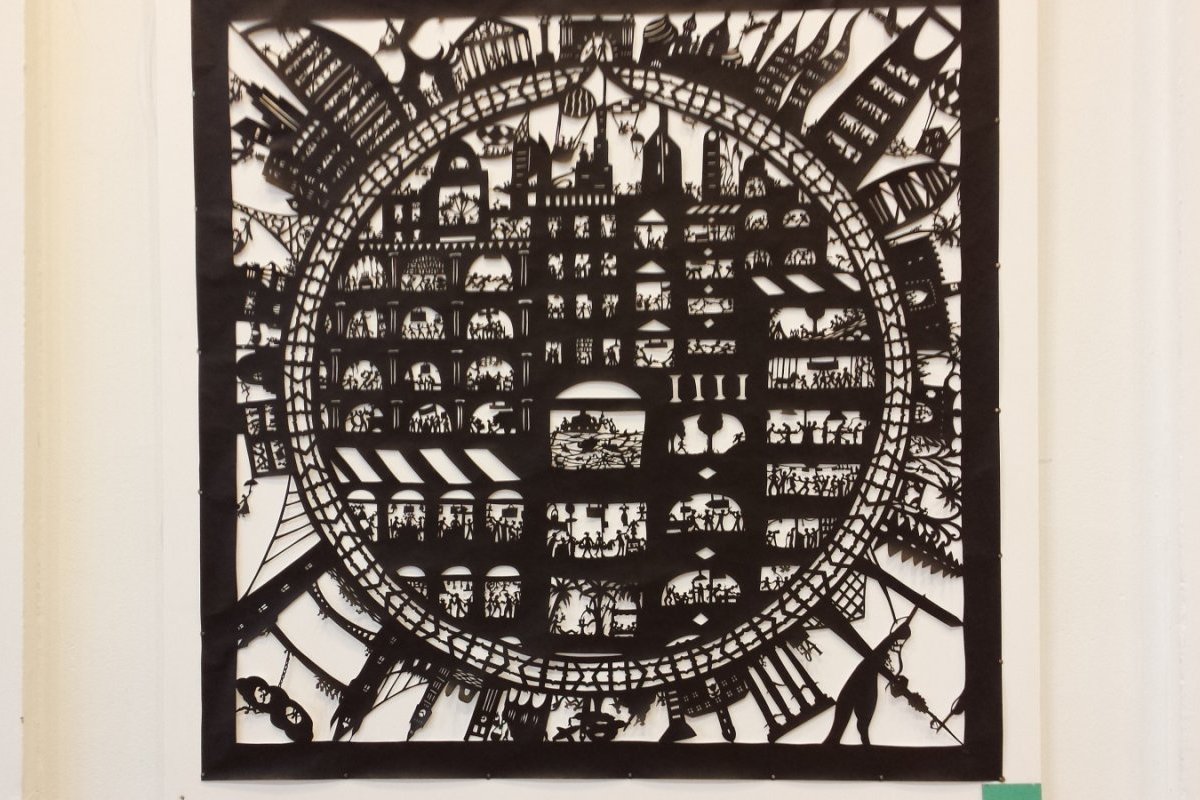 tableau découpé en papier