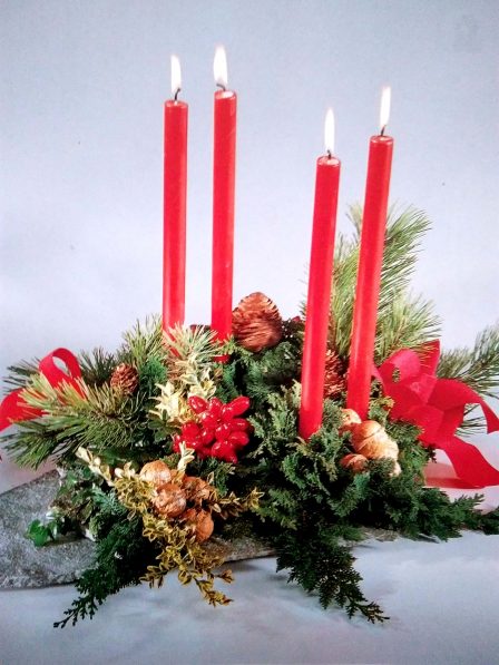 Centre de table, bougies rouges pour Noël