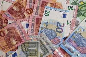 Paiement par: C.B à distance sécurisée (TEL et MAIL)
et Virement