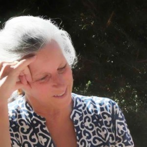 Une photo prise à la sauvette de votre fleuriste, très  pensive!